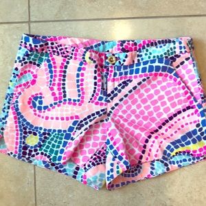 Lilly Pulitzer shorts women’s